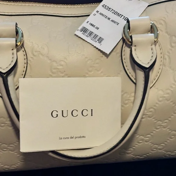 Medium signature top handle, leather satchel - Picture 6 of 8